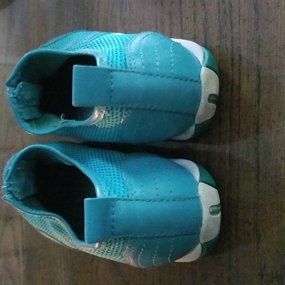 Merrell Womens Shoe - Picture 3 of 3